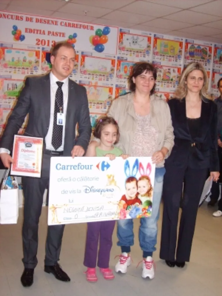 275.000 de elevi din aproximativ 650 de scoli din 15 orase au  fost invitati de Carrefour sa deseneze!