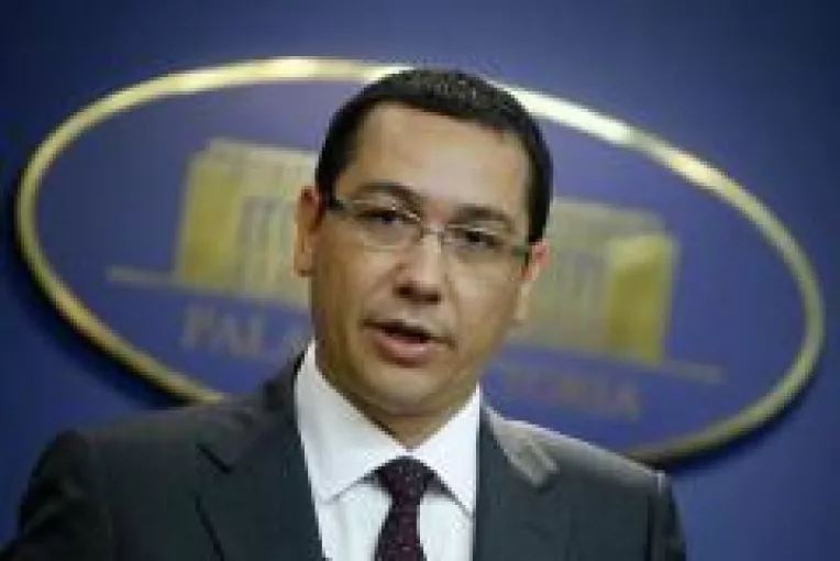 Bloomberg anticipeaza ca Victor Ponta, premierul Romaniei, va castiga alegerile prezidentiale