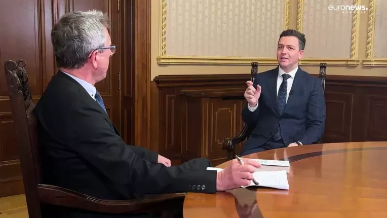 Datoria publica totala a ajuns la 8.000 de euro pe cap de locuitor