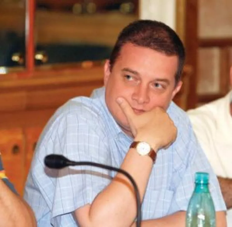 "Hotararea nu a a fost avizata in intregime nici de Comisia buget-finante"