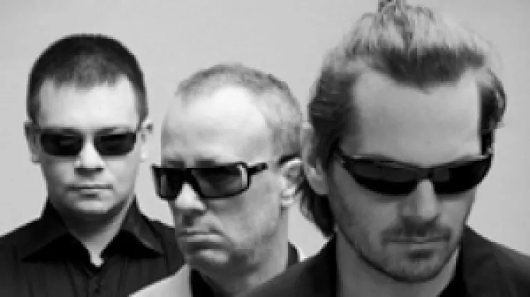 Mihai Razvan Ungureanu a fost rocker in adolescenta