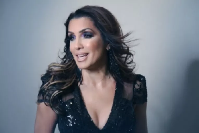 Nico lanseaza un nou single, Indestructibili