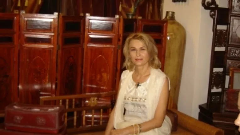 Pusa Hack, proprietara brandului Exotique in Romania: "Fiecare loc din Orient mi-a placut, fiecare are farmecul lui!"
