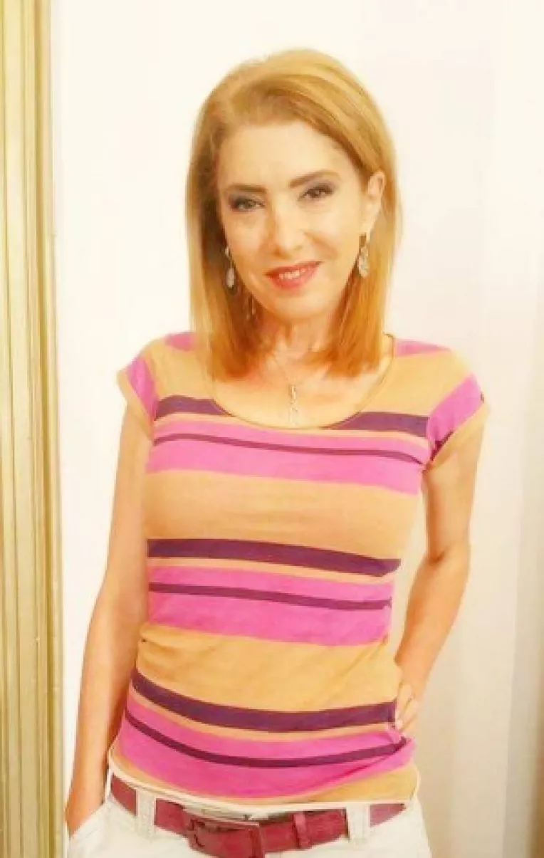 Romania fara acnee: O noua intalnire cu Thea O. Haimovitz, in clinica Thea Med