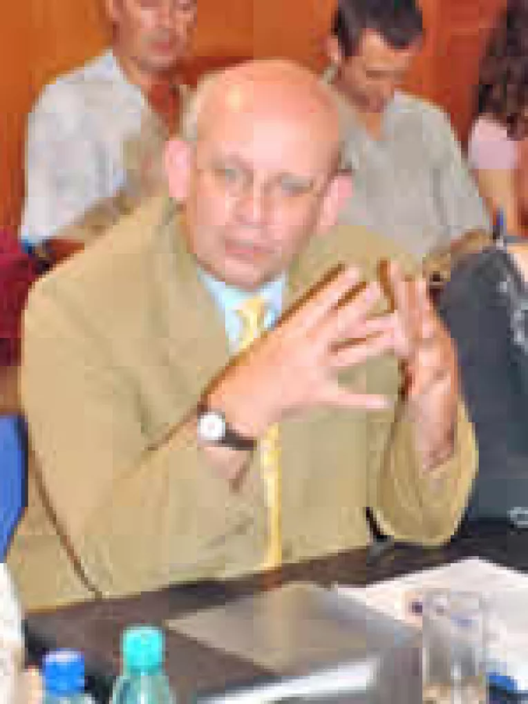 Scheele, o bomba care arunca in aer Administratia Locala