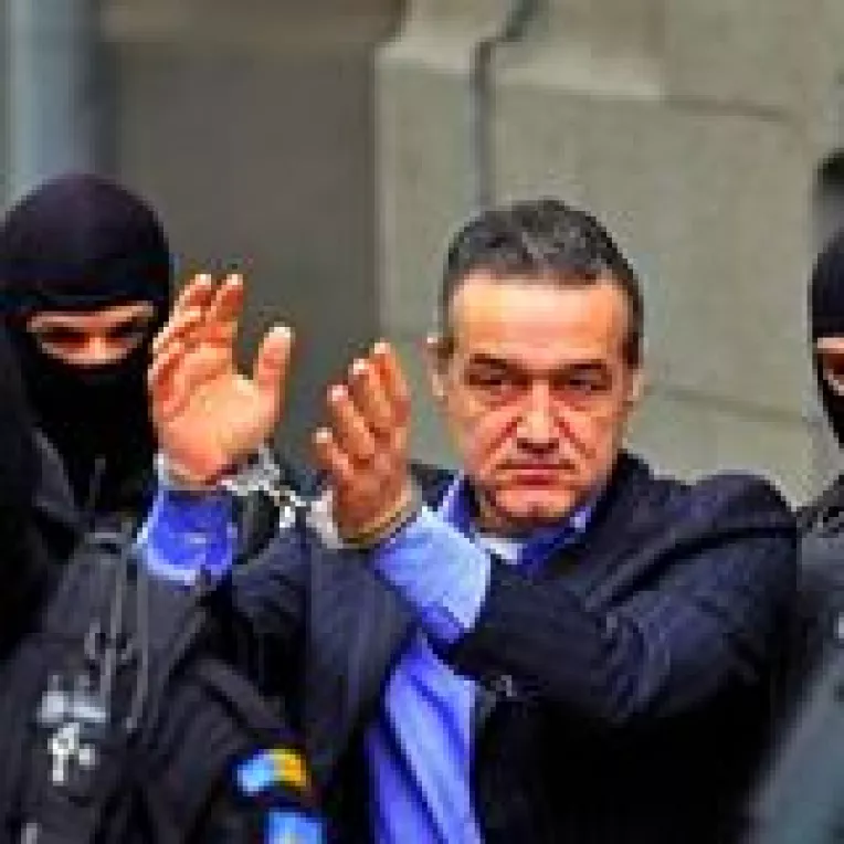 Solidaritate cu George Becali, omul caruia i se datoreaza performantele extraordinare ale echipei STEAUA in ultimul deceniu