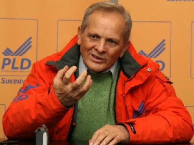 Stolojan: Nu va faceti nicio iluzie ca Iliescu dispare din viata politica