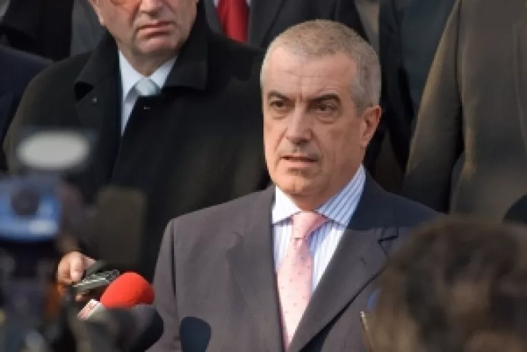 Tariceanu va solicita, dupa alegeri, postul de premier si intr-o eventuala coalitie