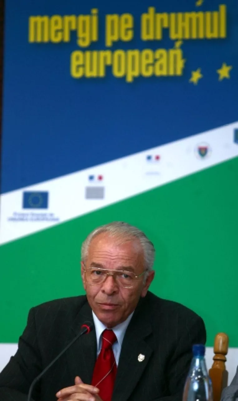 Vacaroiu merge la Curtea de Conturi indiferent pe ce lege se face numirea
